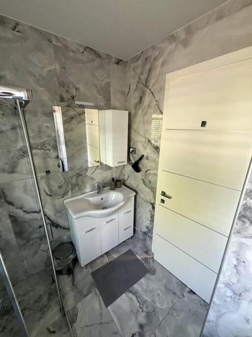 Villa Moste 3-Free Parking&Pool, Ev Station Ljubljana Exterior photo